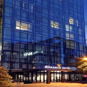 Otel White Monarch