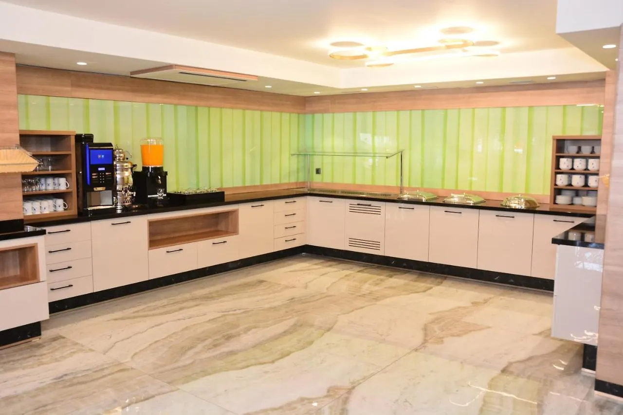 Radar Hotel Istanbul 3*,